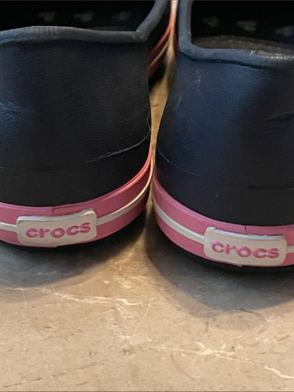 CROCS Navy Flats with Pink Accent Trim - Picture 4 of 7